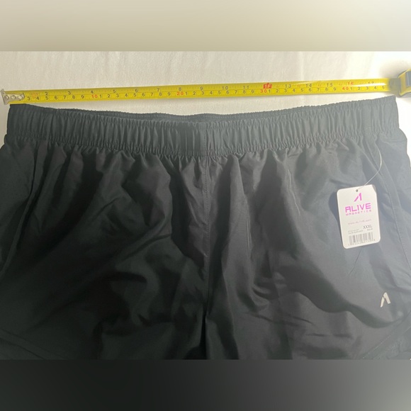 Alive Magnetics Black Athletic Shorts Women’s Size XXXL Plus Size NWT - Picture 5 of 9